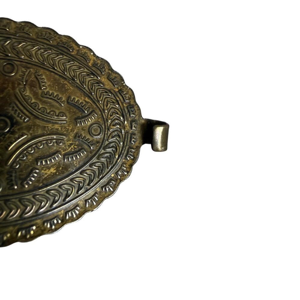 Vintage oval metal antiqued gold finish/brass adjustable belt - Picture 4 of 8